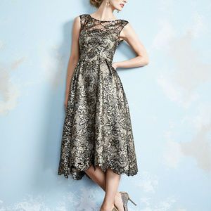 350-Black-amp-Gold-Kay-Unger-Metallic-Lace-O